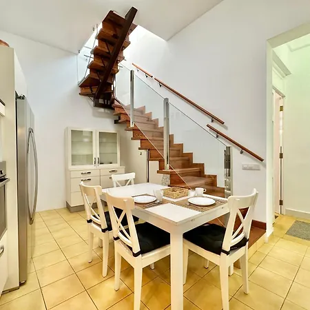 La Hoya Downtown Appartement