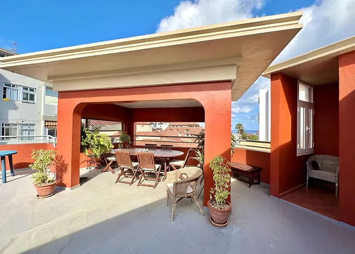 La Hoya Downtown 아파트