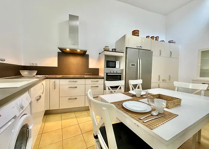 아파트 La Hoya Downtown