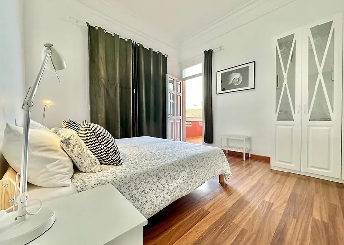 아파트 La Hoya Downtown