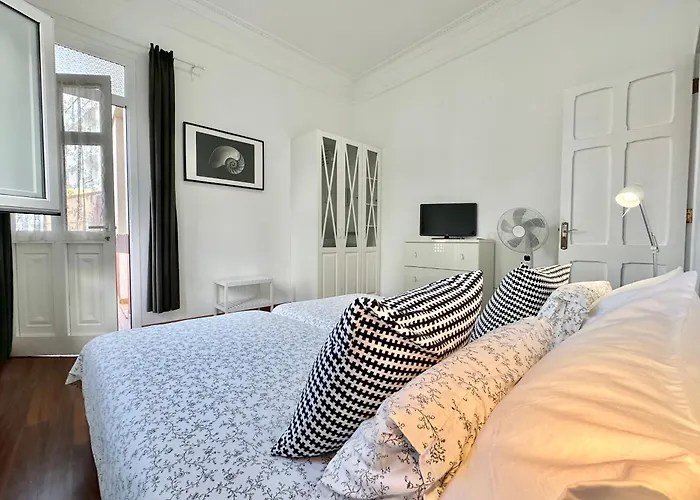 La Hoya Downtown 아파트