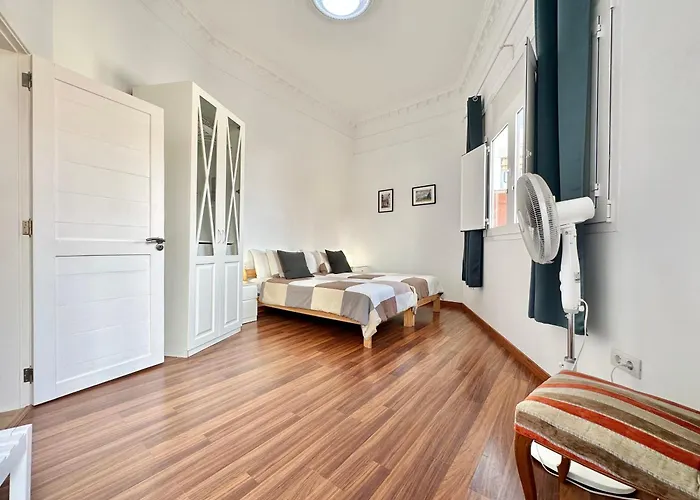 La Hoya Downtown 아파트